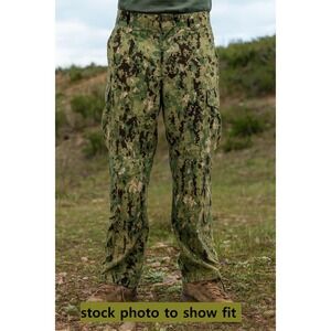 US Navy USN NWU Type III AOR2 Working Uniform Pants Trouser - MED - REG